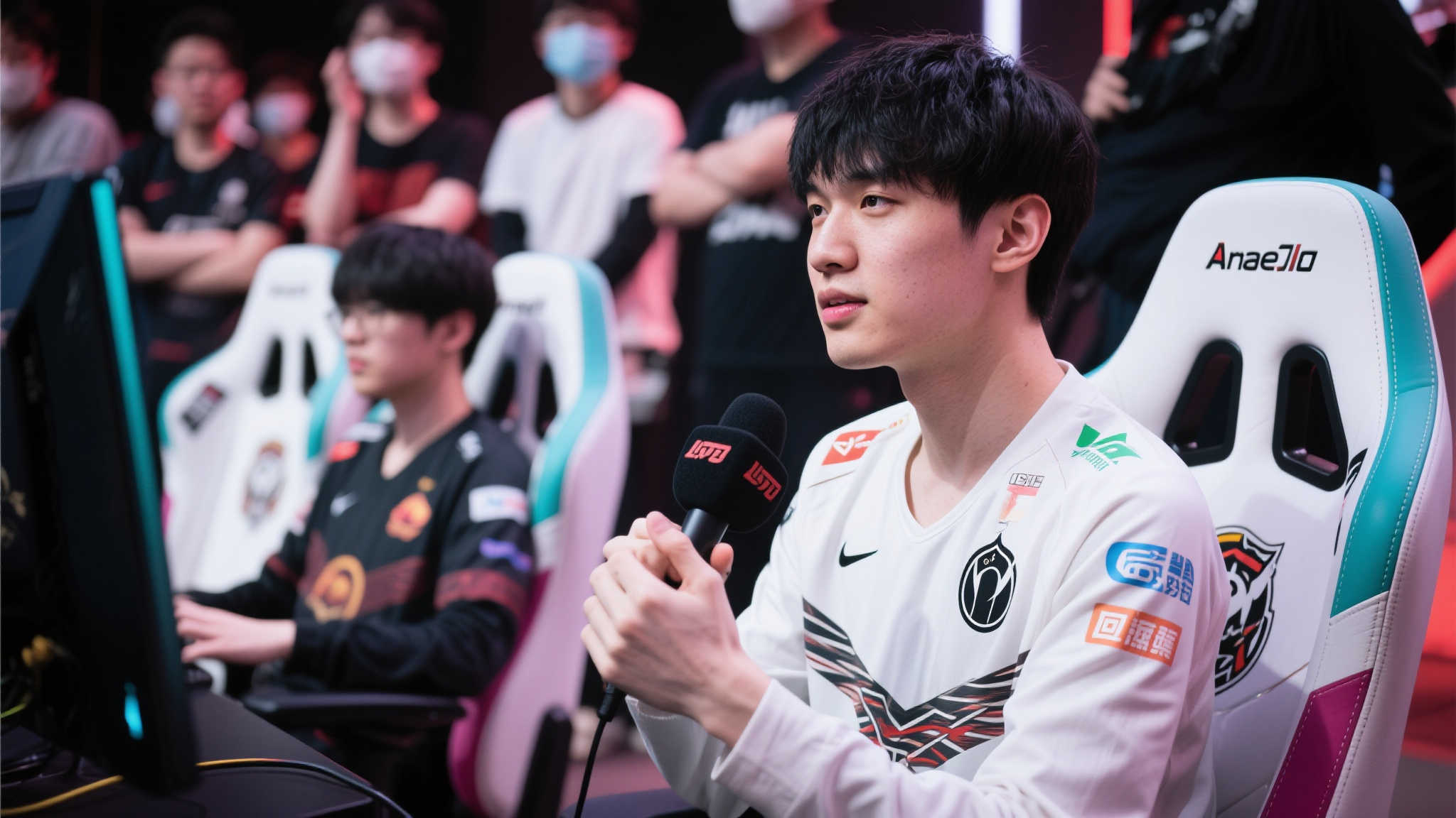 BLG上单选手Bin承认对阵T1表现不理想:调整问题仍有胜算!